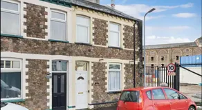 Ensuite Rooms For Two Near Cardiff Central Station - Image 4