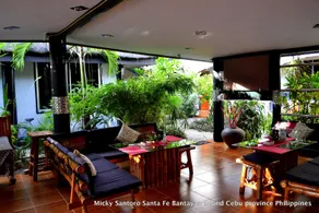 Micky Santoro Hotel & Restaurant - Image 4