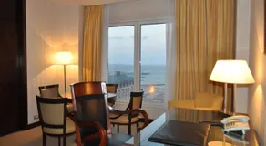 Hermitage Hotel - Image 2