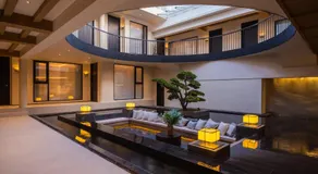 Dali Yuanlu Hanging Garden Hotel, located in the center of Dali Old City, has rich cultural heritage, convenient travel, butler service, free parking, free breakfast, afternoon tea, coffee, mini bar, and traditional Chinese tea - Image 2