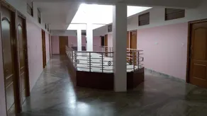 Hotel Saravana Grand - Image 2