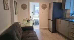 Comfy Pod - Tottenham - North London - Image 5