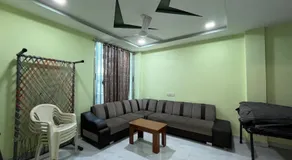 Green Heaven Stay - Image 4