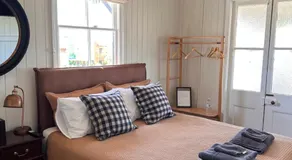 Inglewood Hotel - Image 2