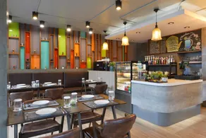 Amphawa Riverfront Hotel - Image 3