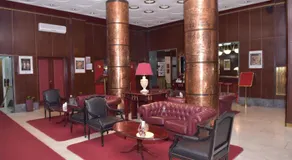 Palace Hotel - Image 5