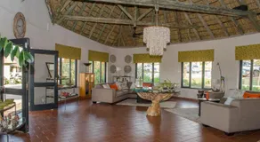 Cradle Moon Lakeside Game Lodge - Image 5