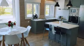 Precioso apartamento en Pamplona junto al centro - Image 2