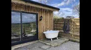 Springwood farm - Image 2