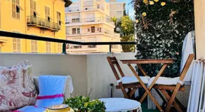 La Terrasse de Palais des Arts - Image 2