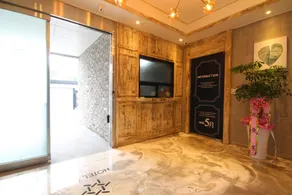 Boutique Hotel May - Image 2
