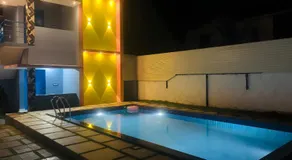 Aquarius Luxury Stay - Image 4