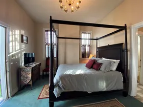 The Queen Anne Inn - Image 5