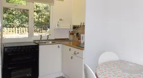 2 Bed in Holt oc-weyhp - Image 4