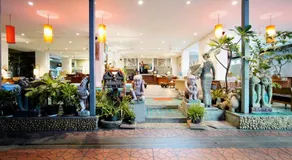  Wild Orchid Villa Bangkok - Image 3