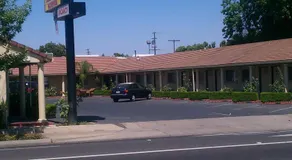 San Joaquin Motel - Image 4