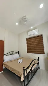 Eagles Nest Beach Resort Room 5 - Image 2