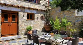 Ikosimo Guesthouse - Image 5