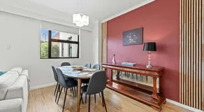 Harbour Luxe Stay - Pool, Gym and Parking - Image 5