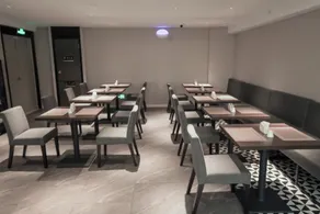 Home Inn Plus Danzhou Summer Plaza Bus Terminal - Image 3
