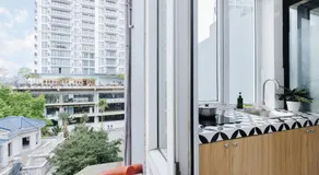 COSY HOUSE - CENTER'S TAY HO - CLOSE THE LAKE - Image 3