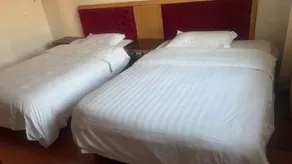 Huancheng Hotel - Image 3