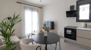 Oasis Residence - Image 2