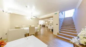 Hotel Studio - Image 4