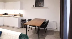 Beautiful Flat 2-Mins away from Rochester Station - Image 5