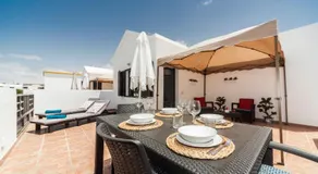 Luxury Beach Apartments - Image 3