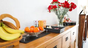 No 10 Treverbyn Road B & B - Image 4