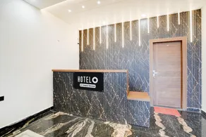 OYO Hotel O Hanuman Gadi Formerly Alankar Lawn - Image 4