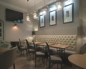 The Kings Head Hotel - Image 2