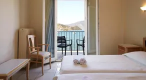 Mentor Hotel - Image 2