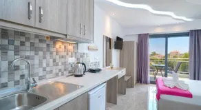 Eridon Suites - Image 4