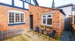 Bright Rossett 2 Bedroom Stay Free Parking Sleeps 4 - Image 4