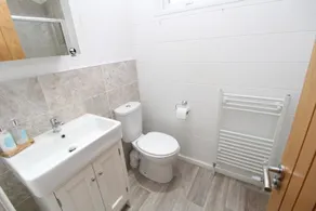 Stunning 2 Bed Villa in Ramsgate - Image 4