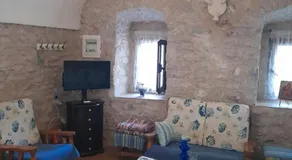 Stonehouse in Mani Penisula - Image 3
