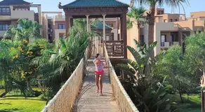شقه للايجار بورتو السخنه ألعاب مائية فرش مميز فندقي مكيفه - Image 4