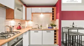 Beautiful 2 Bedroom Seviced Apt in Aylesbury By Sambridge Stays Short Lets & Serviced Accommodation - Image 4