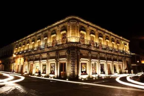 Palacio De Las Rosas - Image 5