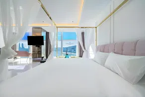 Primavera Hotel - Image 2