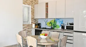 Holiday Home Chill Zone - Image 5