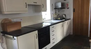Brookvale Cottage - Image 2