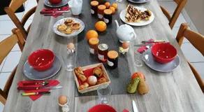 CHEZ PIMLINE - Image 2