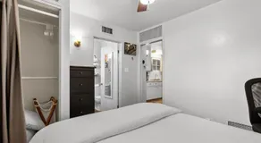 Sunlit Palm Cottage in Uptown Phoenix - Image 2
