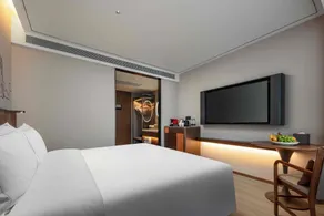 UrCove By Hyatt Beijing Changping - Image 2