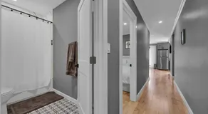 Airport Subway Condo - Image 3