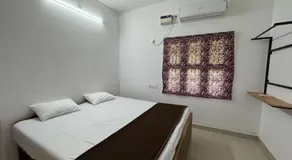 Chellams Churchview Homestay - Image 2