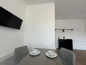 Stockton Suites - Image 4